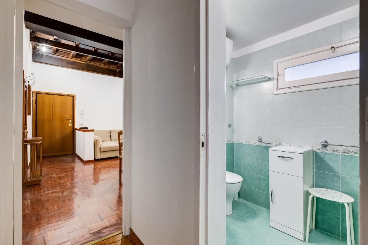 Spanish Steps Spacious Apartment โรม ภายนอก รูปภาพ