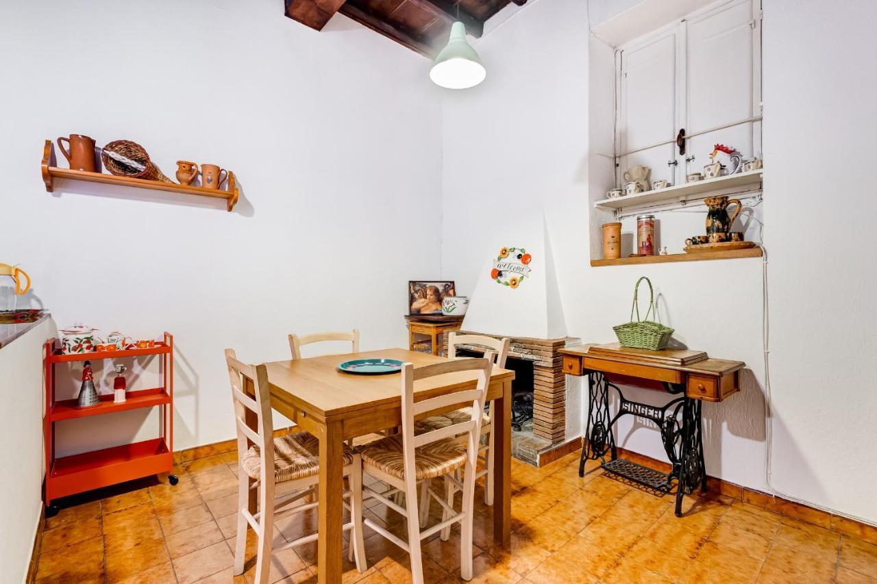 Spanish Steps Spacious Apartment โรม ภายนอก รูปภาพ