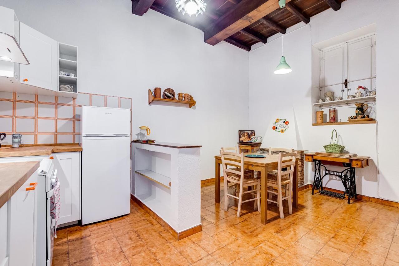 Spanish Steps Spacious Apartment โรม ภายนอก รูปภาพ