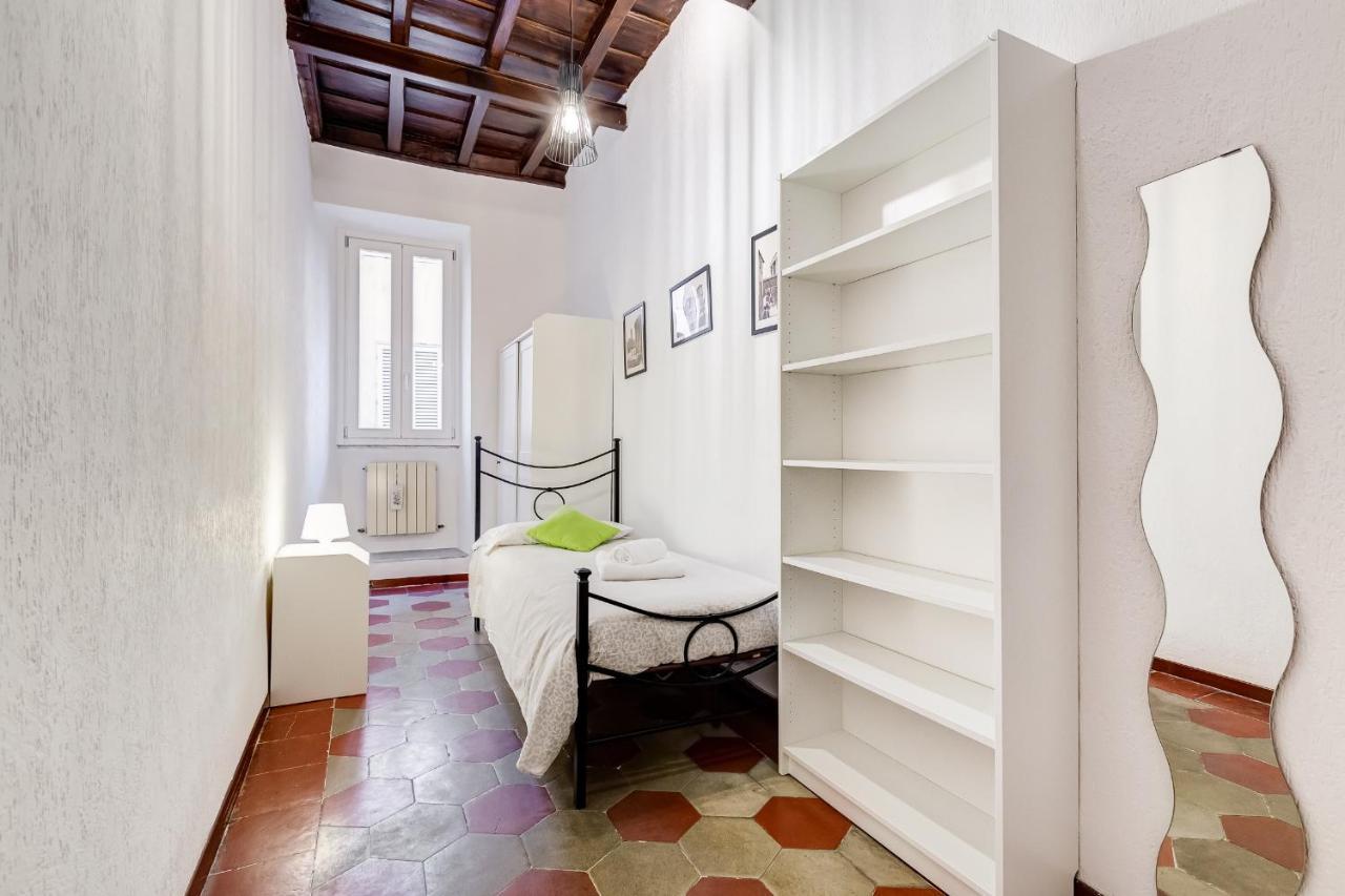 Spanish Steps Spacious Apartment โรม ภายนอก รูปภาพ